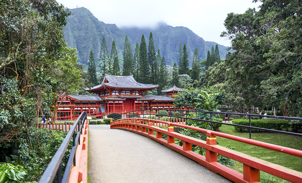 Byodo Temple Is One of the Best Things to Do in Oahu Hawaii