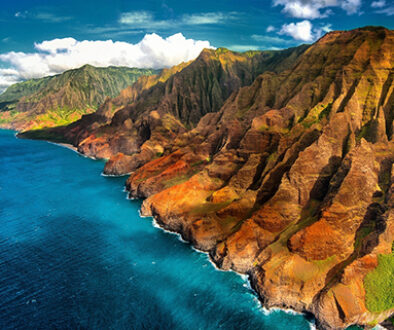 bucket-list-things-to-do-in-Hawaii-561x321-1