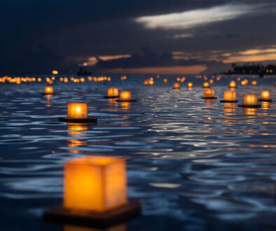 When is the best time to visit Hawaii. Shinnyo Lantern Floating Hawaii Ceremony