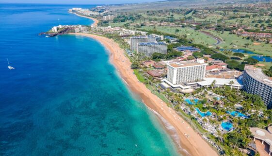 Our Favorite Resorts In Beautiful Ka'anapali